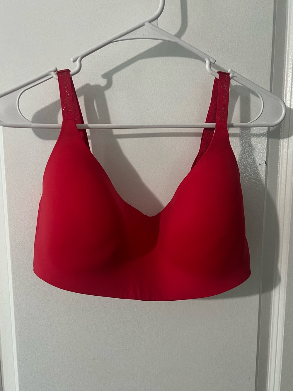 Victoria Secret 36 DDD Seamless Red Wireless Bra